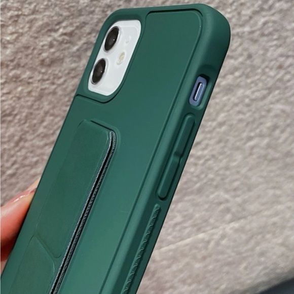 ⚠️Clearance💚iPhone 14/Pro/Pro Max Phone Case With Hand Strap - Picture 4 of 5